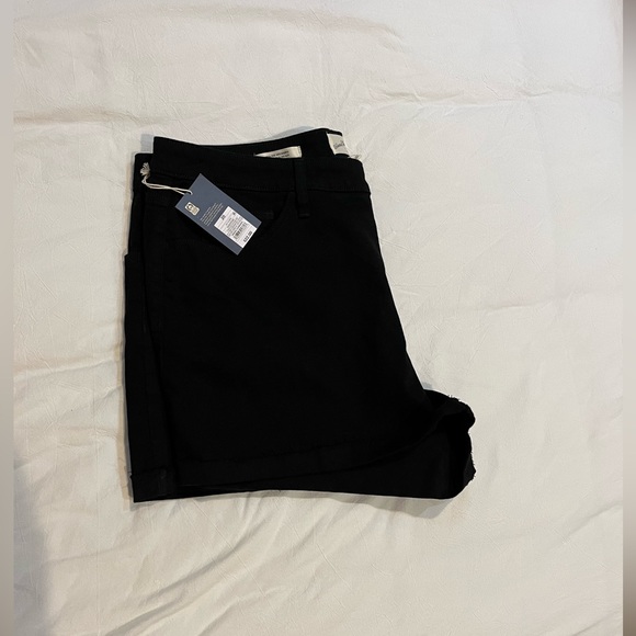 Universal Thread Plus Size Black High-Rise Midi Jean Shorts Size 20 - Picture 4 of 8